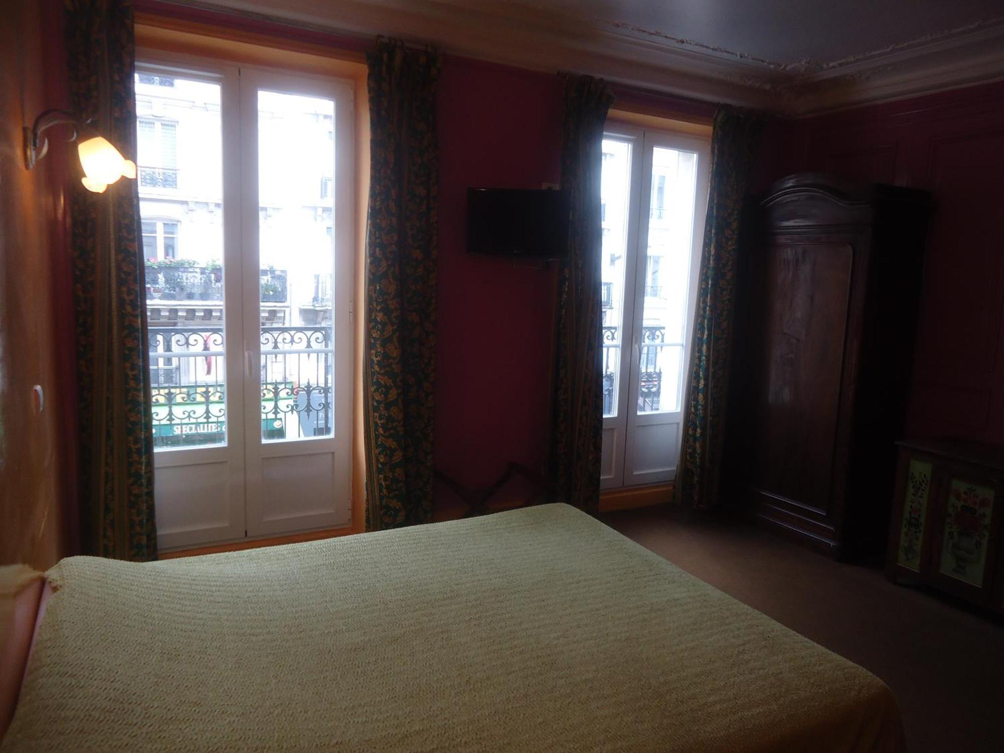 Hotel Des Belges Parigi Esterno foto